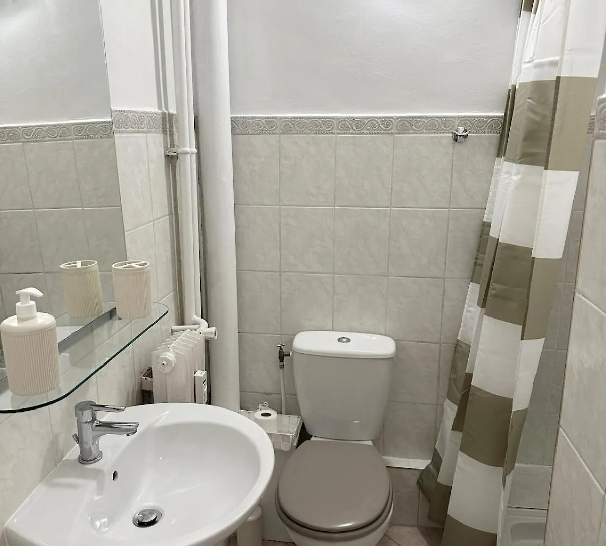 Studio Riviera - Balcon Et Wifi Nice France